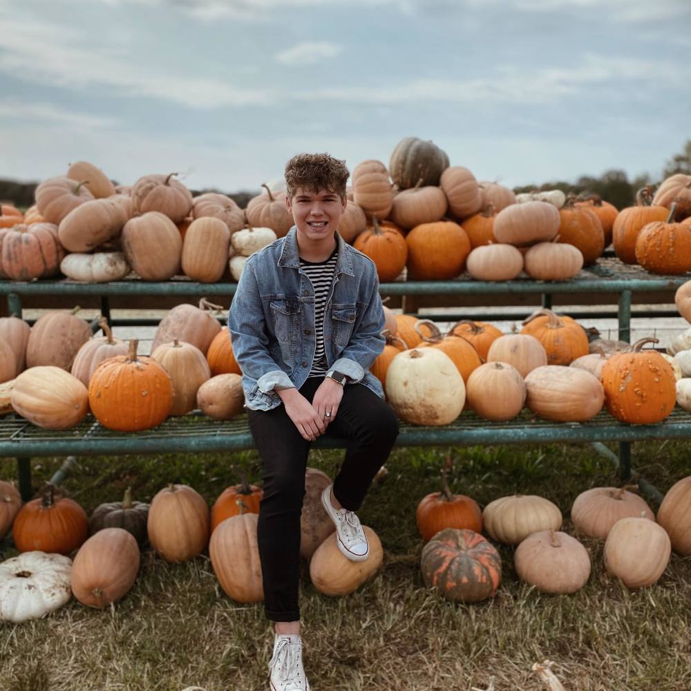 Meet your Posher, Grantly